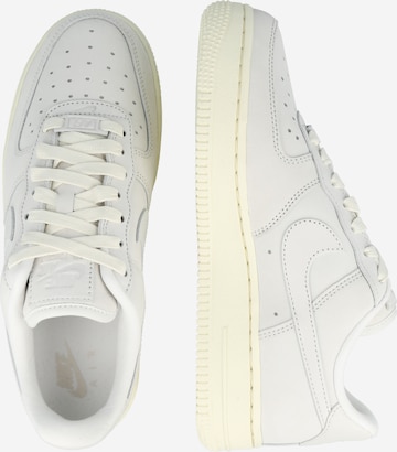 Sneaker bassa 'AIR FORCE 1 PRM MF' di Nike Sportswear in bianco