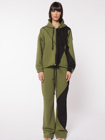 CACTUS THE BRAND Суичъри с качулка 'Sudadera con capucha con cordón, cremallera y hombros caídos, Verde helecho/Negro, Talla S' в зелено: отпред