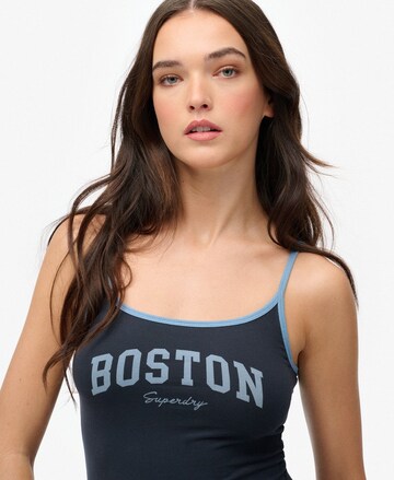 Superdry Top 'Essentials' in Grijs