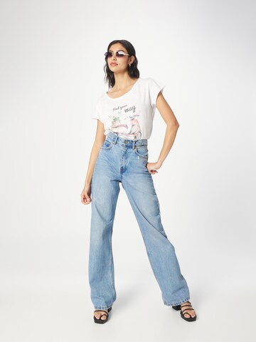 Hailys T-shirt 'Svenjana' i vit