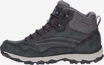 MEINDL Boots 'TERNI MID GTX' in Black: front