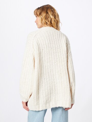 Cardigan oversize 'Leyla' WEEKDAY en blanc