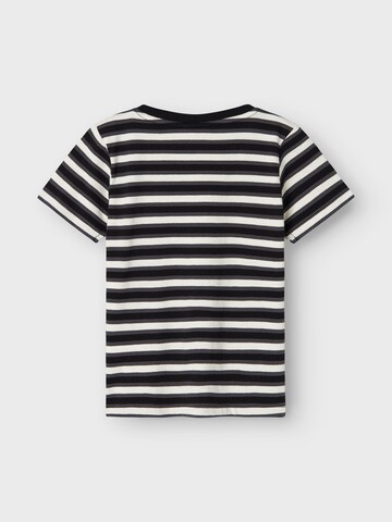 NAME IT T-shirt 'Dike' i svart