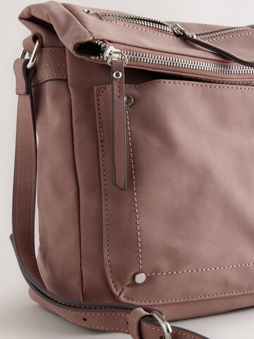 Next Messenger in Brown