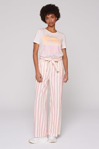 Soccx Regular Leinenhose mit bunten Streifen und Bindegürtel in Weiß