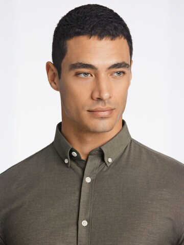 Lindbergh - Ajuste regular Camisa en verde