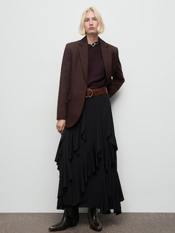 Pulover 'Twister' de la MANGO pe roșu