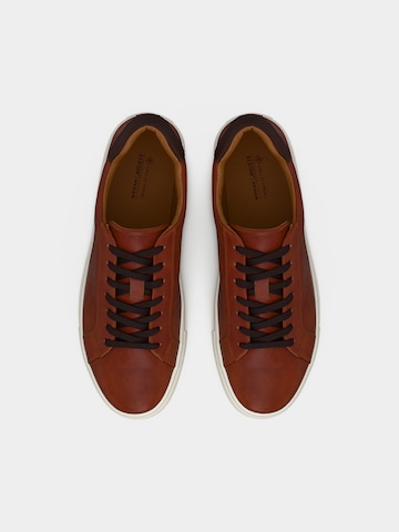 CALL IT SPRING - Zapatillas deportivas bajas 'TRABUCO' en marrón