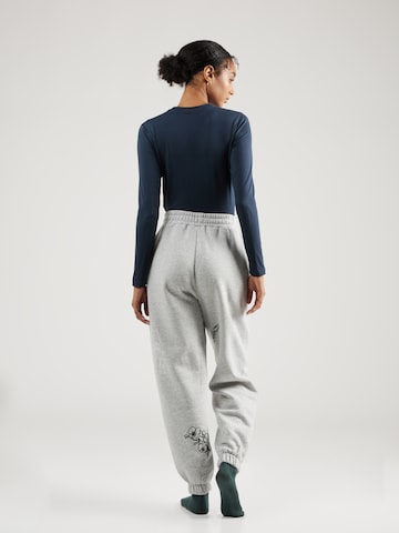 florence by mills exclusive for ABOUT YOU Tapered Pants 'Lili' in Grey