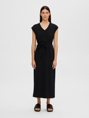 Robe 'ESSENTIAL' SELECTED FEMME en noir : devant