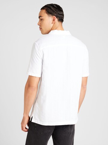 GAP Regular fit Srajca 'DOBBY' | bela barva