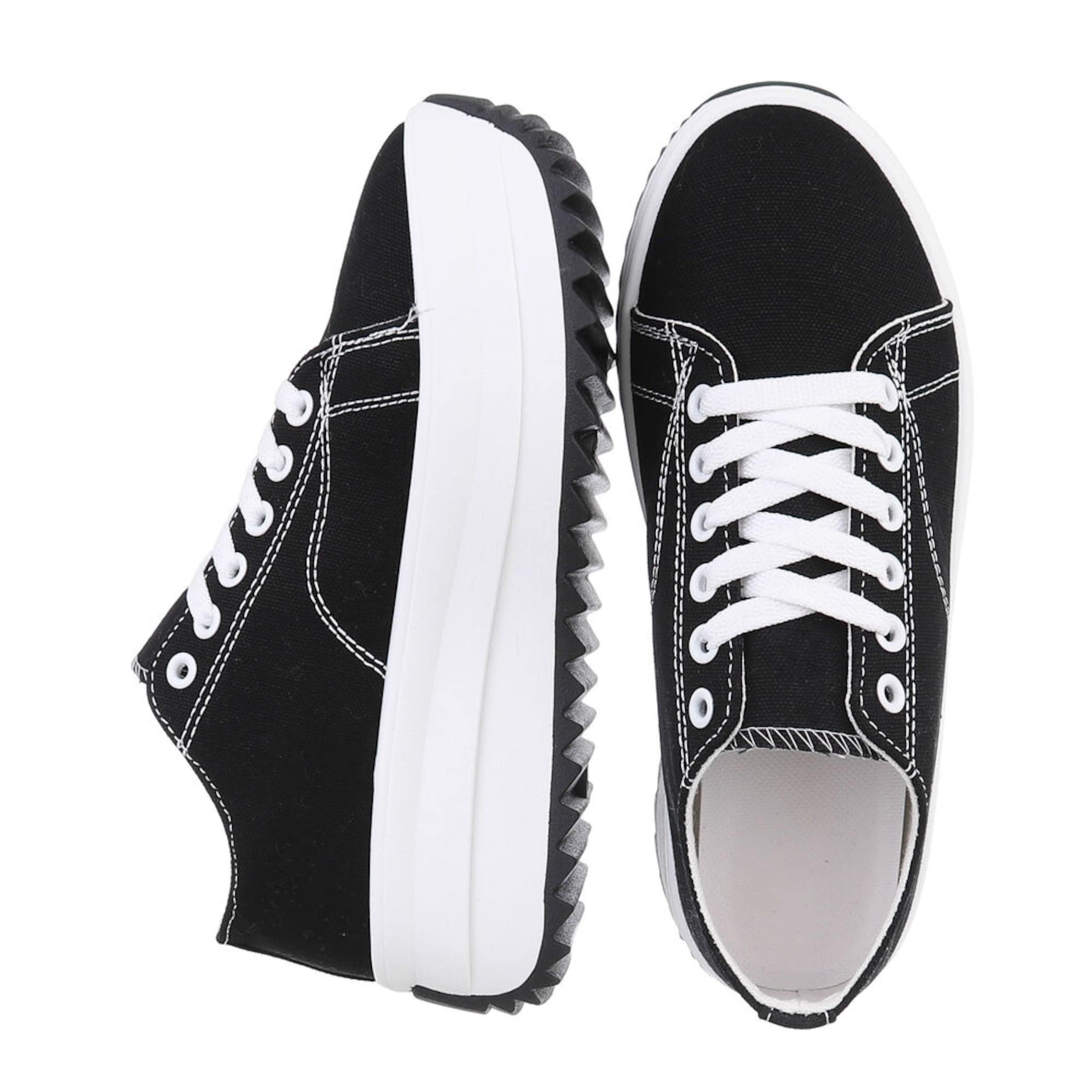 Ital-Design Sneakers in Black