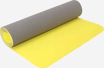 Tapis ADIDAS BY STELLA MCCARTNEY en jaune : devant