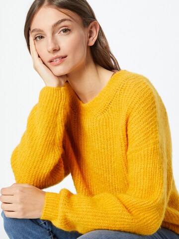 AMERICAN VINTAGE - Pullover 'EAST' em amarelo