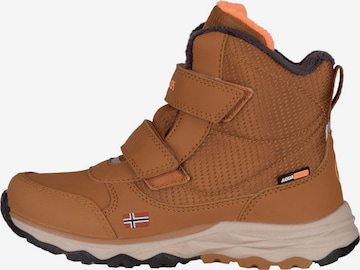 TROLLKIDS Snow Boots in Brown: front