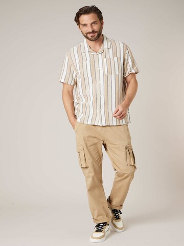 Coupe regular Chemise 'Noctis' Deeluxe en beige