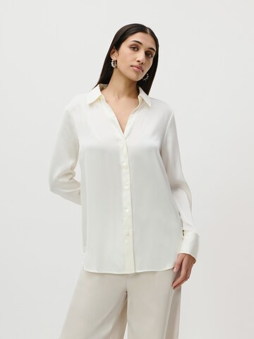 Camicia da donna 'Maischa' di LeGer by Lena Gercke in bianco: frontale
