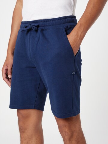 BLEND Regular Shorts in Blau