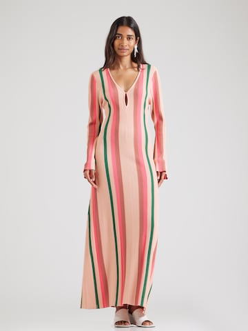 Abito in maglia 'Hiscape' di Essentiel Antwerp in rosa: frontale