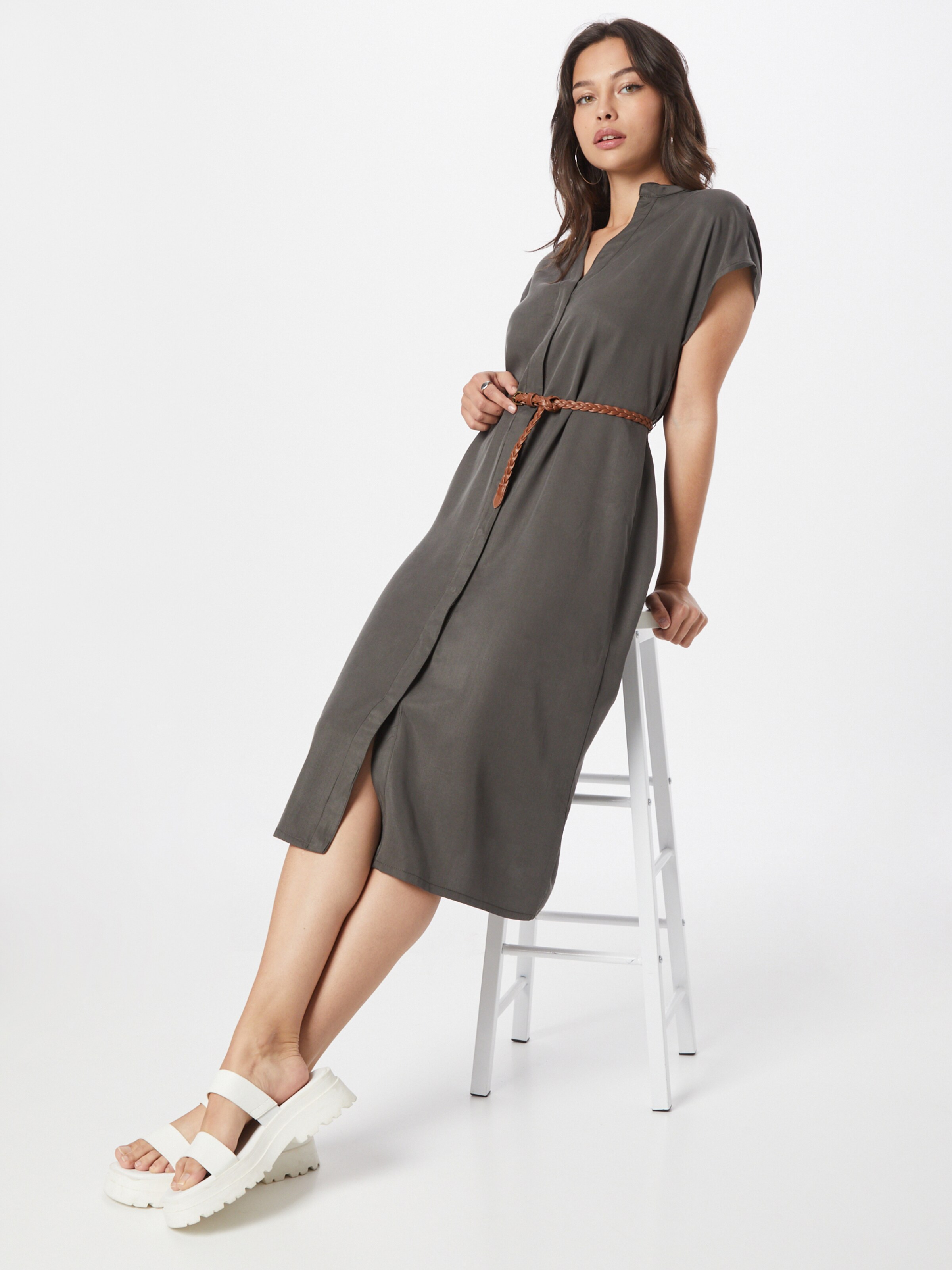 Frauen Kleider VERO MODA Kleid 'IRENE' in Dunkelgrau - EE39437 Frauen Kleider VERO MODA Kleid 'IRENE' in Dunkelgrau - EE39437
