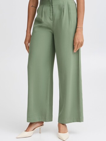 Loosefit Pantalon ' BYDALANO WIDE PANTS ' b.young en vert