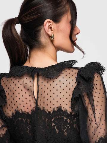 Ombre Blouse in Black