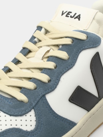 Veja Platform trainers 'V-10 Prime' in White