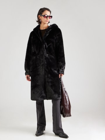 Mauritius Winter coat '2Wtherezia' in Black