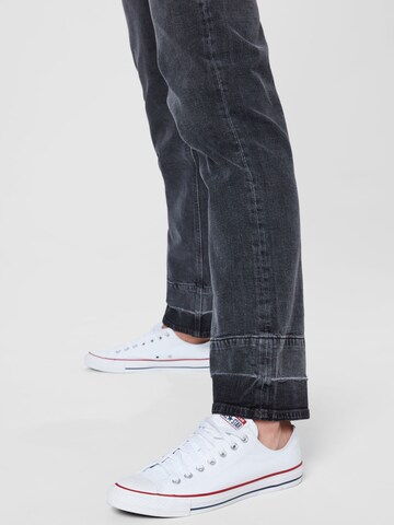 DIESEL Regular Jeans 'MACS' in Grijs