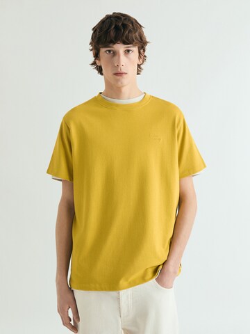 Scalpers T-Shirt in Gelb