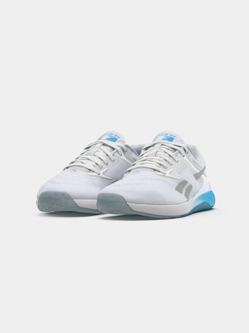 balta Reebok Sportiniai batai 'NANO X5'