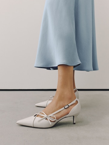 Next Pumps in Wit