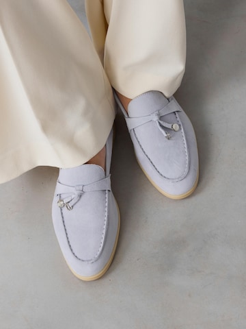 Estro Moccasins '935-2' in Blue