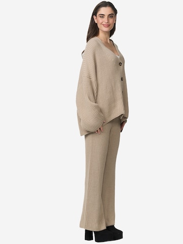 Elara Hausanzug in Beige