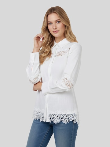 LapaPlus Bluse in Weiß: Vorderseite
