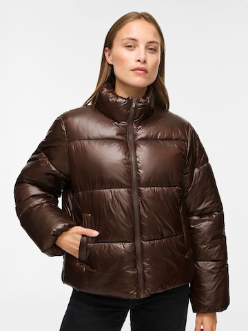 Veste mi-saison 'VILychee' VILA en marron : devant