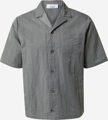 Sinned x ABOUT YOU Regular fit Button Up Shirt 'JAY' in Grey: front