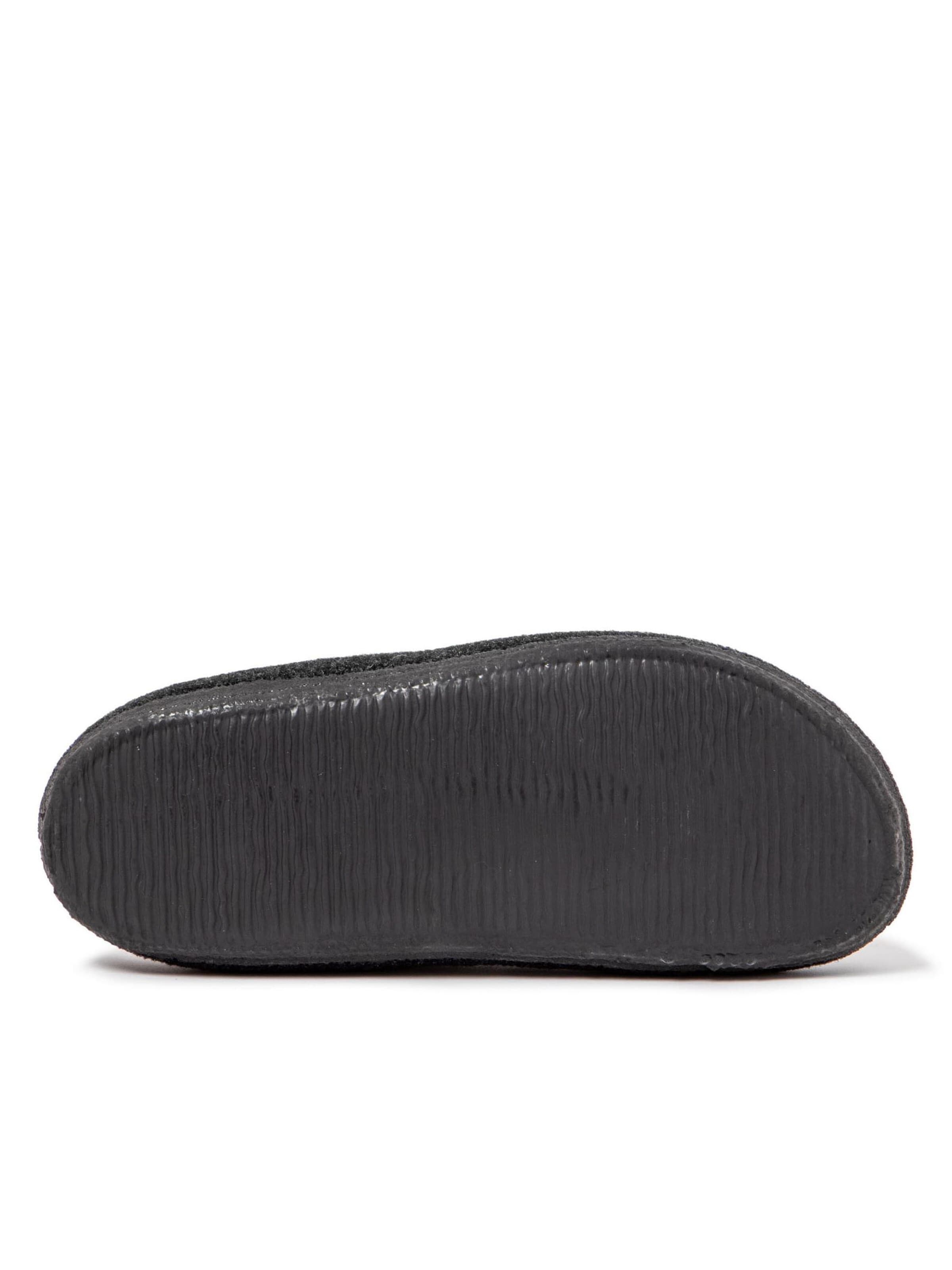 Nuvola. Slipper 'Zueco Nessy' in Black