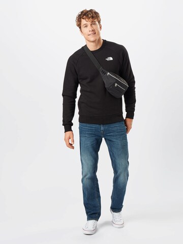 THE NORTH FACE Sweatshirt 'REDBOX' in Zwart