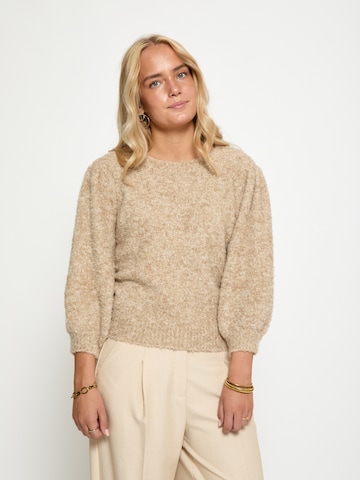 Sweat-shirt 'Jennie' minus en beige : devant