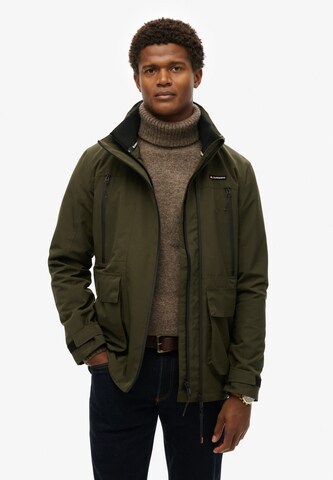 Veste mi-saison Superdry en vert : devant