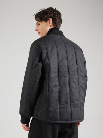 Carhartt WIP - Chaqueta de entretiempo 'Lachlan Liner' en negro