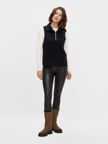 Pull-over 'Dalma' YAS en noir