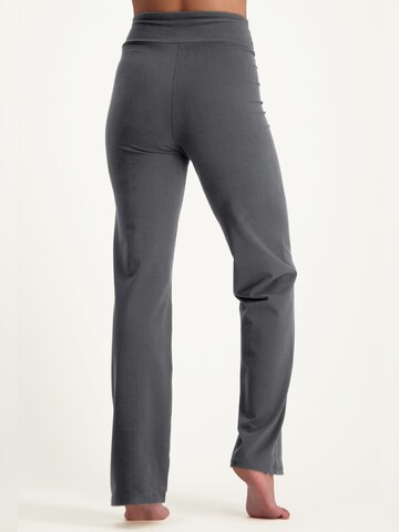 Urban Goddess Yoga & Activewear Wide leg Workout Pants 'Agni' in Grey