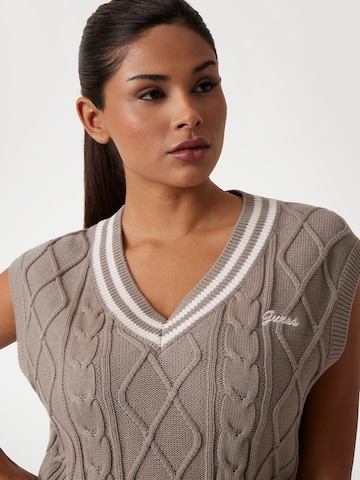 GUESS Sweater in Brown