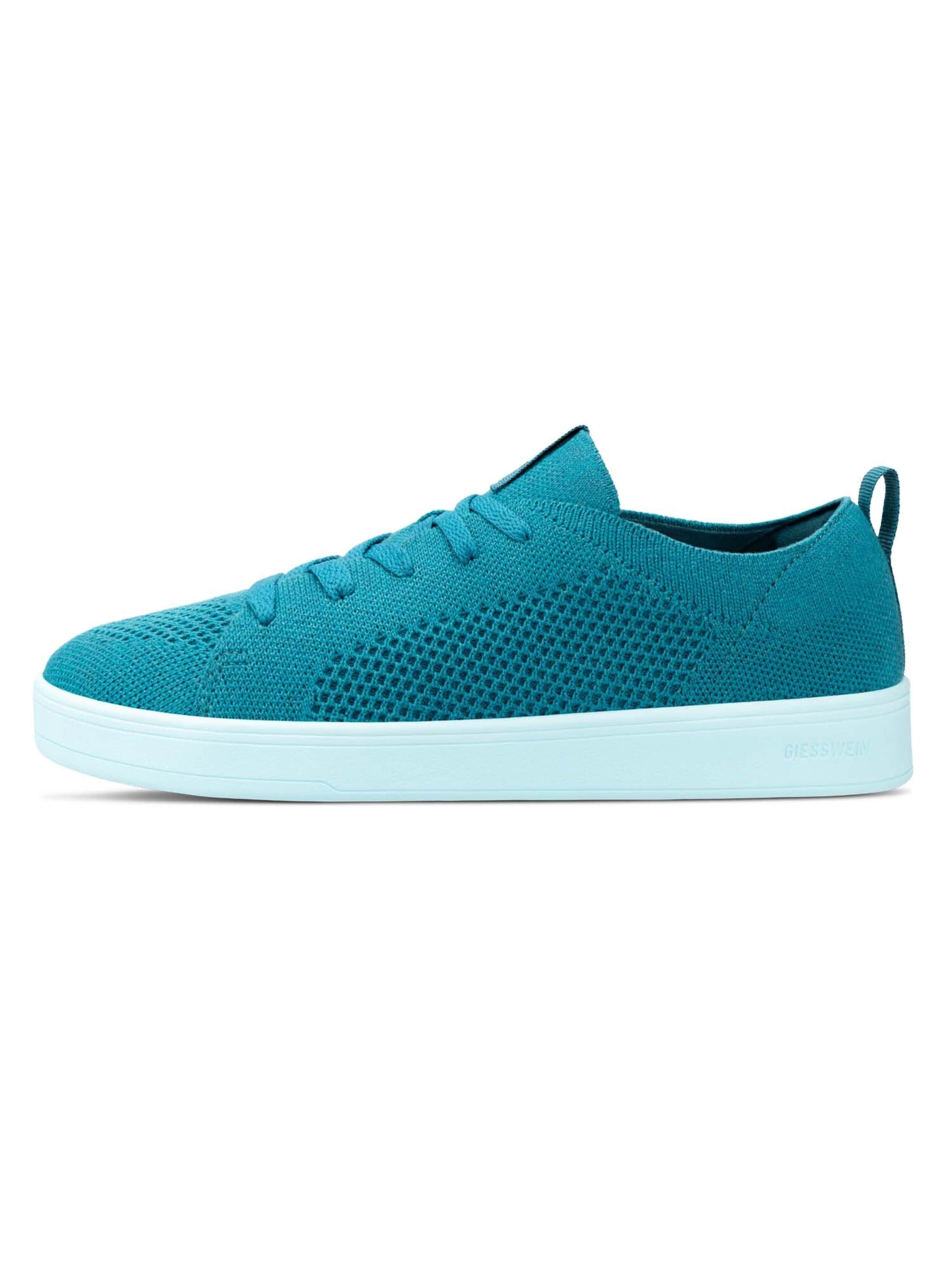 Baskets basses GIESSWEIN en bleu