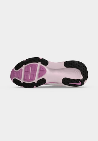NIKE Loopschoen 'VOMERO 18' in Wit