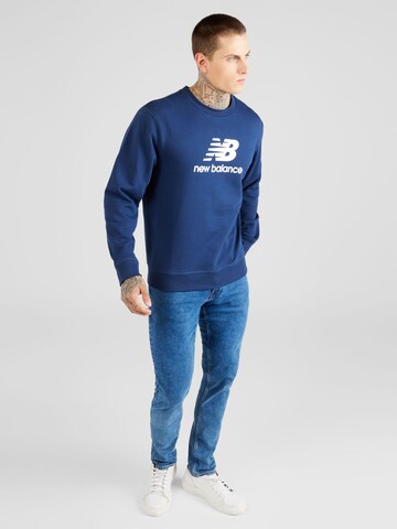 Sweat-shirt 'Essentials' new balance en bleu