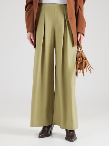 Sublevel Loosefit Hose in Grün: Vorderseite