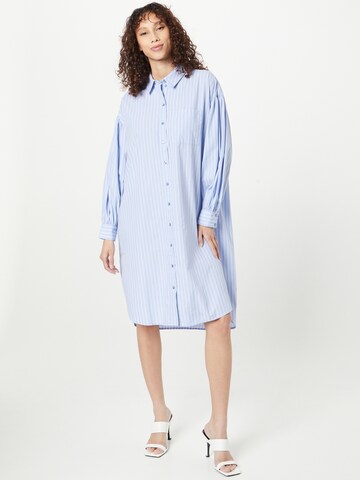 Robe-chemise VERO MODA en bleu